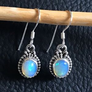 NWOT MOONSTONE Oval Cabochon Cut Gemstones 925 Sterling Silver Pendant only